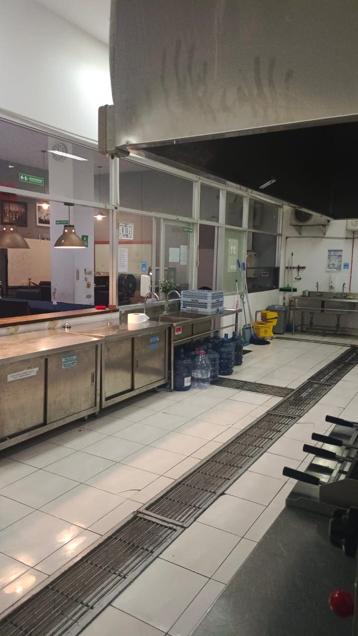 Kitchen 4