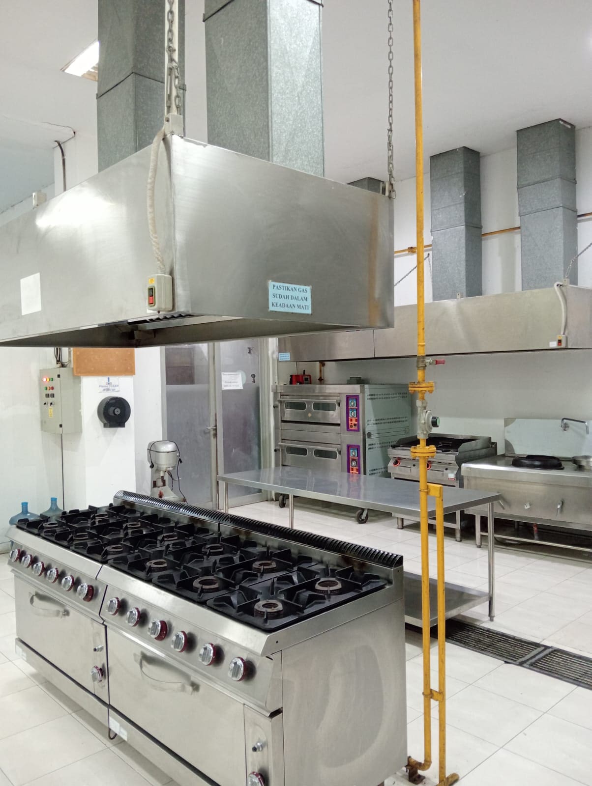 Kitchen 6